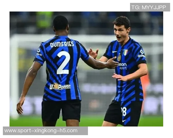 曼城中卫危机加剧仅剩阿克胡桑诺夫召回小将并有意引进格伊