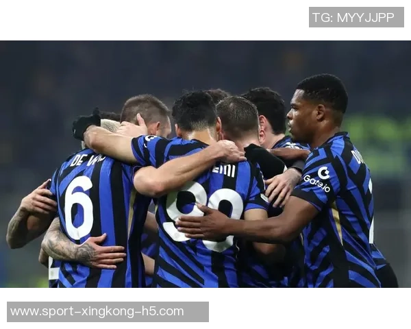 韦斯利全队合练状态回暖有望出战本周末罗马对国米的意甲大战 韦斯利全队合练状态回暖有望出战本周末罗马对国米的意甲大战